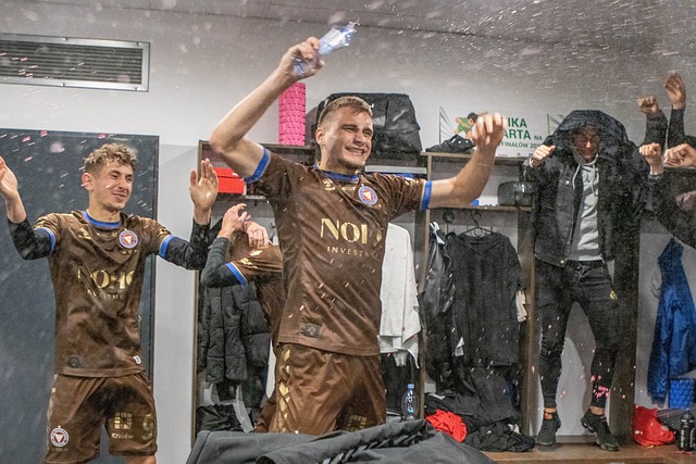 進一步爭奪 進一步爭奪