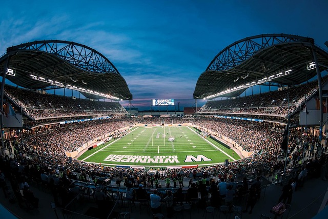 執教勝場數載史冊 詹金斯稱之為無比榮耀的時刻.